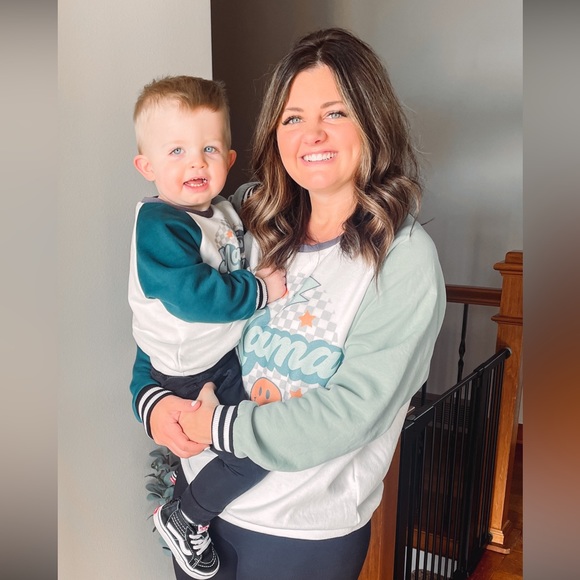 2 Matching Mamas Boy & Mama Crewneck Sweatshirts (2 Items / Bundle) - Picture 4 of 7